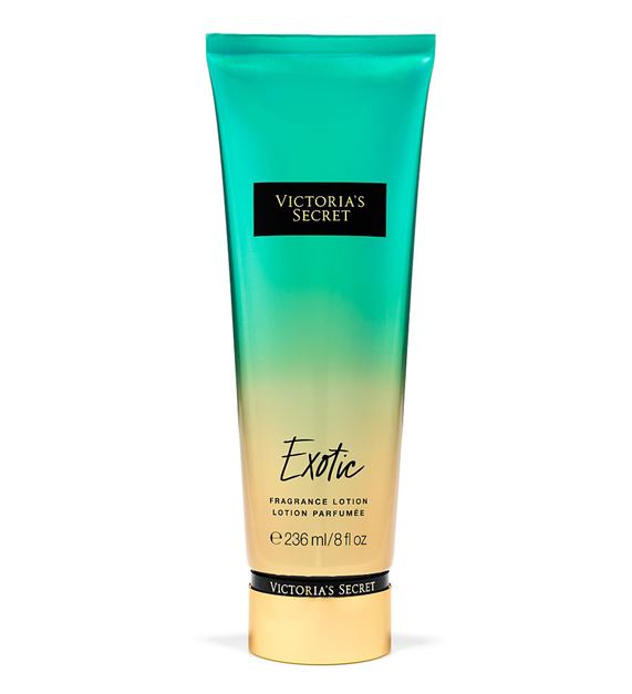 Victoria's Secret Fantasies Exotic Fragrance Lotion 236ml. โลชั่นน้ำหอม ที่ช่วยกักเก็บความชุ่มชื่นยาวนาน 24 ชม. และให้กลิ่นหอมติดทนนาน กลิ่นนี้ให้กลิ่นหอมนุ่มๆอบอุ่นของดอกไอริส หอมเซ็กซี่ดีคะ
