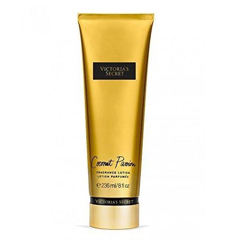 Victoria's Secret Fantasies Coconut Passion Fragrance Lotion 236ml. โลชั่นน้ำหอม ที่ช่วยกักเก็บความชุ่มชื่นยาวนาน 24 ชม. กลิ่นหอมเย้ายวนที่ผสมผสานระหว่างกลิ่นหอมหวานวนิลา กับกลิ่นหอมนุ่มๆของมะพร้าวคะ กลิ่นหอมลงตัวสุดๆ