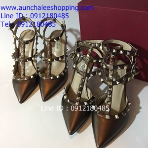 Valentino rock stud heels เกรด Hiend  งานหนังแท้ สวยมากๆคะ