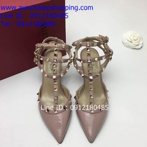 Valentino rock stud heels เกรด Hiend  งานหนังแท้ สวยมากๆคะ