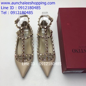New Valentino rock stud เกรด Hiend  งานหนังแท้ สวยมากๆคะ
