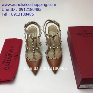 New Valentino rock stud เกรด Hiend  งานหนังแท้ สวยมากๆคะ