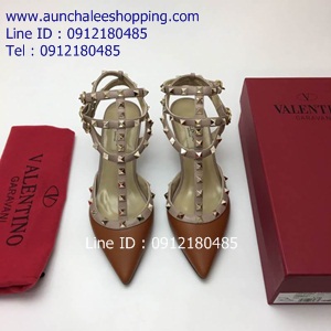 New Valentino rock stud เกรด Hiend  งานหนังแท้ สวยมากๆคะ