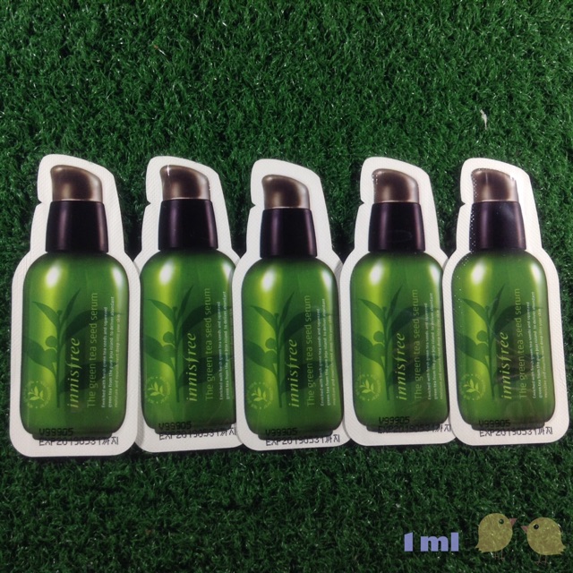 Innisfree Green Tea Seed Serum ขนาดทดลอง 1ml. แพค 5 ซอง เซรั่มบำรุงผิวผสมสารอันทรงคุณค่าจากเมล็ดชาเขียวคุณภาพเยี่ยม รวมรวบพลังจากผื่นดินอันบริสุทธิ์ทั้ง4ฤดูกาล เพื่อเพิ่มความชุ่มชื้นอย่างล้ำลึกให้กับผิว ช่วยให้ผิวเนียนเรียบ เปล่งปลั่งสดใส ให้ท