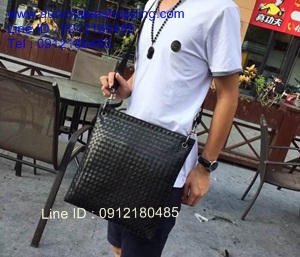 Bottega Veneta messenger bag Hiend size 26 cm งานสวย คุณภาพดี 