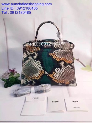 Fendi Alcantara Top Hiend 33 cm งานหนังแท้ งานคุณภาพดี ลายสวยมากๆคะ