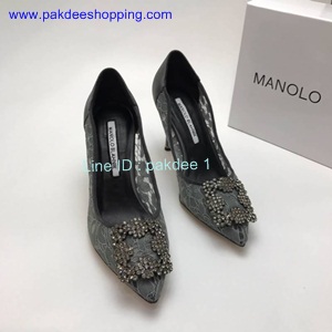 Monolo Blahnik heels สีดำสวยหรู หัวเพชร สวมใส่สบาย งานสวยเหมือนแท้