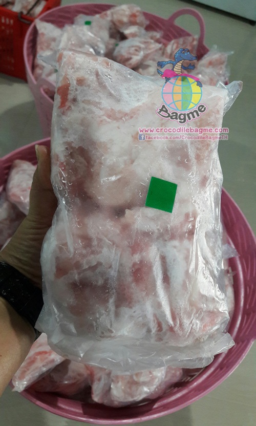 พร้อมส่ง  เนื้อจระเข้สดแช่แข็ง ซีโครง