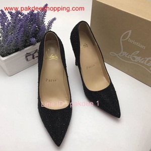 Christion Louboutin งานหนังแท้  รุ่นนี้สวยมากคะ สูงยาวเข่าดีมากเมื่อสวมใส่