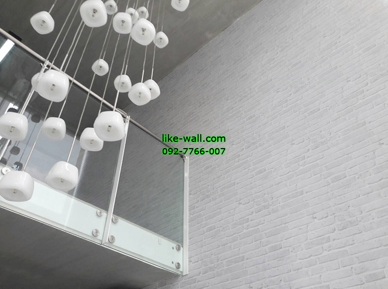 ตัวอย่างติดวอลเปเปอร์ ลายอิฐ สีเทา สุขุมวิท 62/1 กรุงเทพ