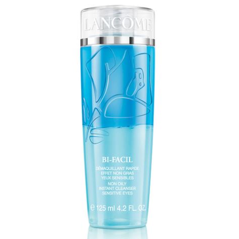 Lancome BI-FACIL Non-Oily Instant Cleanser Sensitive Eyes 125ml. สุดยอดโลชั่นใช้สำหรับเช็ดทำความสะอาดรอบดวงตา ขายดีอันดับ1 โลชั่นรีมูฟเวอร์สำหรับรอบดวงตาและริมฝีปาก ให้การทำความสะอาดผิวส่วนบอบบาง อย่างบริเวณเปลือกตา แลขนตา เป็นเรื่องง่าย โดยไม