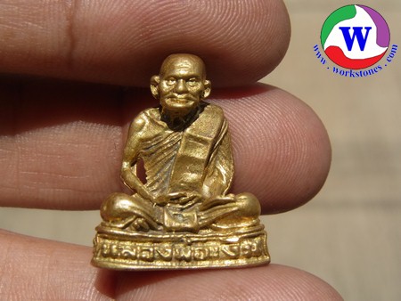 รูปหล่อทองผสมหลวงพ่อเงิน ออกที่วัดตะพานหิน
