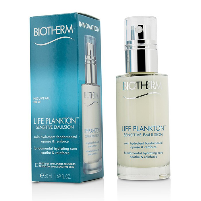 BIOTHERM Life Plankton Sensitive Emulsion 75ml. น้ำนมแพลงตอน ผลิตภัณฑ์ใหม่ในรูปแบบแพลงตอนในเนื้ออีมัลชั่นน้ำนม เข้มข้นประดุจเซรั่ม เนื้อบางเบา ที่ประกอบด้วย LIFE PLANKTON  ในระดับความเข้มข้นสูงสุด 5% ซึ่งมีคุณสมบัติในการปลอบประโลมผิวที่ถูกทำร้