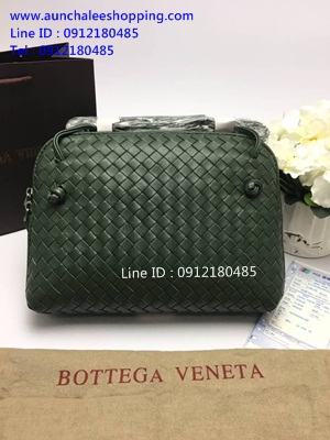 Bottega Veneta leather crossbody bag Top Hiend  งานหนังแท้ รายละเอียดสวยเหมือนแท้ 
