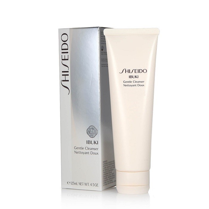 Shiseido Ibuki Gentle Cleanser 125ml. โฟมล้างหน้า สำหรับผิวธรรมดา-ผิวแห้ง ที่สุดของความอ่อนละมุน ช่วยชำระล้างสิ่งสกปรก ความมันส่วนเกินได้อย่างมีประสิทธิภาพ ให้ฟองครีมแน่น เนียนละเอียด เข้าทำความสะอาดได้อย่างล้ำลึกโดยไม่ทำร้ายผิวและไม่ทำให้ผิวแ