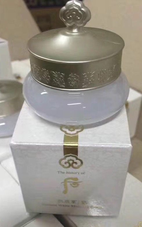 ผลการค้นหารูปภาพสำหรับ the history of whoo radiant white moisture cream