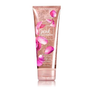 **พร้อมส่ง**Bath & Body Works Pink Cashmere 24 Hour Moisture Ultra Shea Body Cream 226g. ครีมบำรุงผิวสุดเข้มข้น มีกลิ่นหอมติดทนนาน ด้วยกลิ่นหอมแอมเบอร์วนิลลา กับดอกมะลิ หวานหอมเซ็กซี่ค่ะ