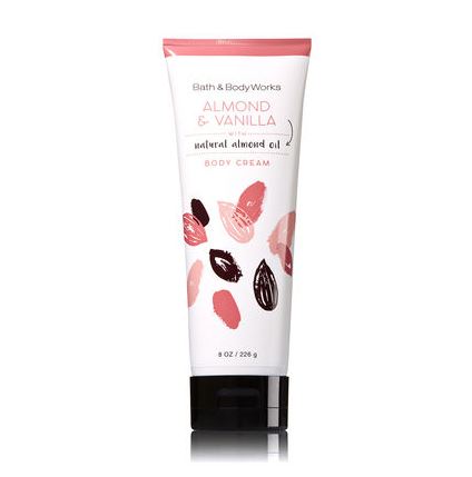 Bath & Body Works Almond & Vanilla Body Cream 226g. ครีมบำรุงผิวสุดเข้มข้น มีกลิ่นหอมติดทนนาน ด้วยกลิ่นหอมอ่อนๆ ของดอกกล้วยไม้ ผสมกลิ่นวนิลลาหวานๆ หอมนุ่มผ่อนคลายค่ะ