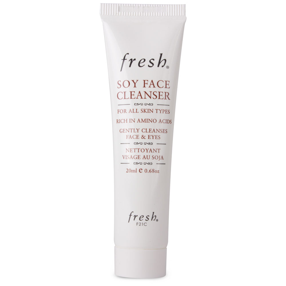 Fresh Soy Face Cleanser ขนาดทดลอง 20ml. เจลล้างหน้าสารสกัดจากโปรตีนถั่วเหลือง ที่มีความอ่อนโยน ใช้ได้กับทุกสภาพผิว ชำระล้างสิ่งสกปรกที่ตกค้างบนใบหน้ารวมทั้งเมคอัพ ผิวหน้ากระชับขึ้น ผิวเปล่งประกายแลดูสุขภาพดี