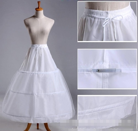 ++พร้อมส่ง++กระโปรงสุ่มยาวระบาย 2 ชั้น สีขาว ใส่กับชุดแฟนซีอื่นๆเพิ่มความน่ารักค่ะ