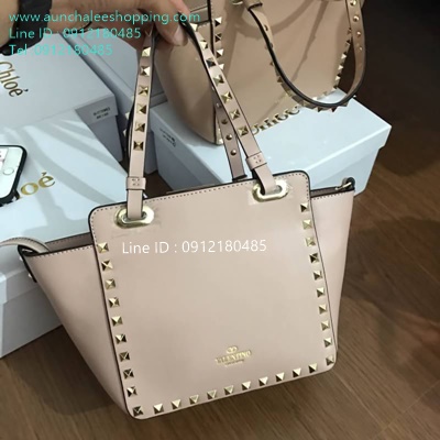 Valentino rock stud bag Top Hiend size 20 cm ทำจากหนังแท้ งานสวยมาก 