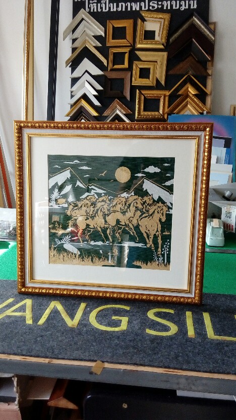 ม้า  8 ตัว ความคล่องแคล่ว  ทรงพลัง บารมี  Fulfilment of  success