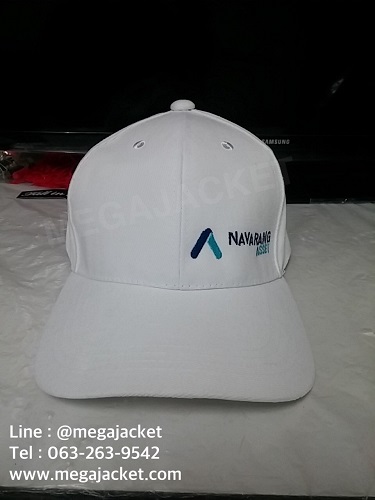 หมวกแก๊ป ผ้าพีช(ผ้าคอตตอน/เกรดพรีเมียม) สีขาว navarang asset co.ltd พร้อมปักโลโก้  สั่งทำหมวกปัก รับทำหมวกพรีเมียม รับทำหมวกปัก รับทำหมวกสกรีน โทร 093-632-6441