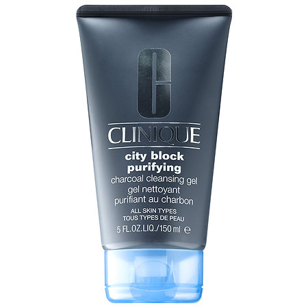 CLINIQUE City Block Purifying Charcoal Cleansing Gel 150ml. คลีนเซอร์เนื้อเจลสีดำโปร่งแสงมีส่วนผสมของถ่านที่สามารถดูดซับมลภาวะภายนอกสิ่งสกปรกอื่นๆ ด้วยเนื้อเจลจะมอบความรู้สึกสดชื่น และช่วยปลอบประโลมผิวหน้า ช่วยเติมความชุ่มชื่นหลังล้างหน้าผิวจึ