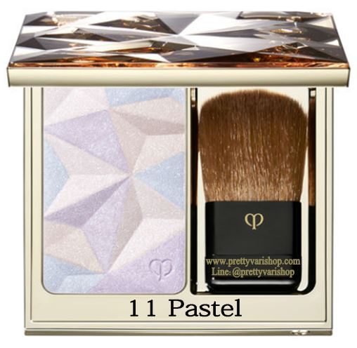 Cle de Peau Beaute Rehausseur D'eclat Luminizing Face Enhancer #11 Pastel แป้งไฮไลต์สุดพิเศษนี้ใช้นวัตกรรมที่มีเทคโนโลยีในการจัดการกับแสงเพื่อทำให้โครงหน้าเด่นชัดและช่วยทำให้ผิวของคุณกระจ่างใส เพิ่มความงามตามธรรมชาติของผิวด้วยการ