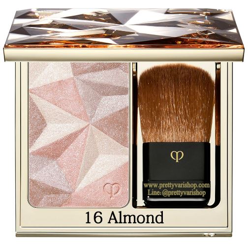 **พร้อมส่ง**Cle De Peau Beaute Rehausseur D'eclat Luminizing Face Enhancer #16 Almond แป้งไฮไลต์สุดพิเศษนี้ใช้นวัตกรรมที่มีเทคโนโลยีในการจัดการกับแสงเพื่อทำให้โครงหน้าเด่นชัดและช่วยทำให้ผิวของคุณกระจ่างใส เพิ่มความงามตามธรรมชาติของผิวด้วยการ