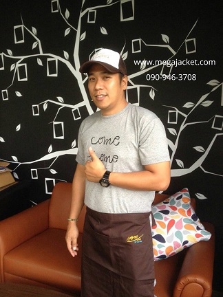 ตัวอย่างงานปักหมวก พร้อมผ้ากันเปื้อน ร้าน เออกูคาเฟ่ จังหวัดพังงา 093-632-6441  รับปักและสกรีนหมวก พร้อมผ้ากันเปื้อนสำหรับโรงแรม ร้านกาแฟ ร้านอาหาร