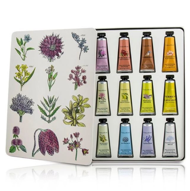 **พร้อมส่ง** Crabtree & Evelyn Hand Therapy Sampler Paint Tin Set of Twelve (12 หลอดx25 g.) เซ็ทครีมทามือ 12 กลิ่น มาพร้อมกล่องเหล็กลายปริ้นดอกไม้คลาสิคสวยงาม new collection 2017 ด้วยสกัดจากธรรมชาติ ช่วยให้เล็บแข็งแรงขึ้น มอบความชุ่มชื่น คืนความอ่อน