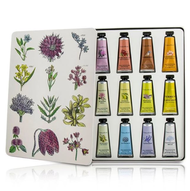 **พร้อมส่ง** Crabtree & Evelyn Hand Therapy Sampler Paint Tin Set of Twelve (12 หลอดx25 g.) เซ็ทครีมทามือ 12 กลิ่น มาพร้อมกล่องเหล็กลายปริ้นดอกไม้คลาสิคสวยงาม new collection 2017 ด้วยสกัดจากธรรมชาติ ช่วยให้เล็บแข็งแรงขึ้น มอบความชุ่มชื่น คืนความอ่อน