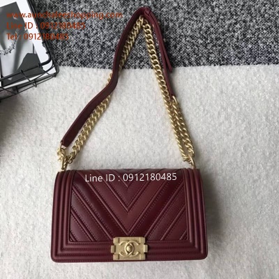 Chanal boy original leather size 10" งานหนังแท้ งานสวยเหมือนแท้มากที่สุด 