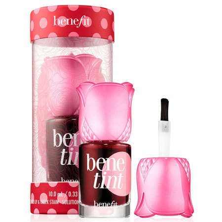 Benefit Benetint Rose-Tinted Cheek and Lip Stain 10.0 ml. (Limited Edition Botttle) ทิ้นท์สีแดงกุหลาบ แต่งแต้มริมฝีปากและพวงแก้ม ให้ดูเปล่งปลั่งระเรื่อ สุขภาพดี ดูมีเลือดฝาด โดยไม่เพิ่มความมันให้กับผิว กันน้ำกันเหงือ สีสวยติดทนตลอดวัน มอบผิวที