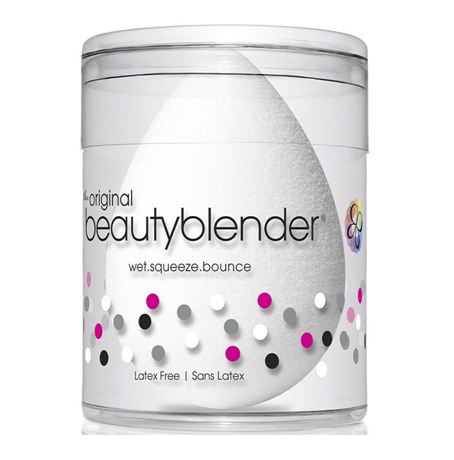 Beautyblender Sponge Single Pure ฟองน้ำแต่งหน้ารูปไข่สีขาว ลงรองพื้น บีบี หรือเบส ได้มีประสิทธิภาพดุจช่างแต่งหน้ามาเอง ด้วยรูปทรงไข่ทำให้ลงเครื่องสำอางชนิดเบส บีบี หรือรองพื้น ได้ทั่วถึงทุกซอกมุมบนใบหน้าไม่ว่าจะเป็นร่องแก้ม ซอกจมูก ไรผม