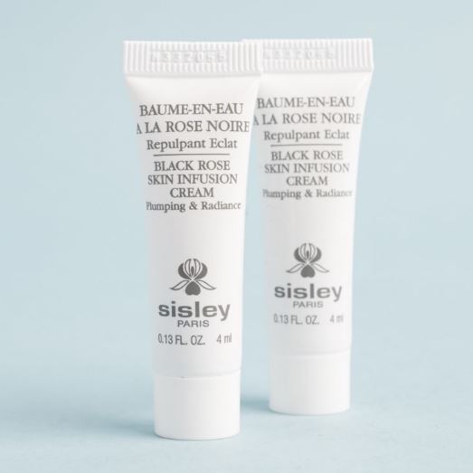 **พร้อมส่ง**ขนาดทดลอง Sisley Black Rose Skin Infusion Cream 4ml.  ครีมกุหลาบดำ ไขความลับธรรมชาติจากพรรณกุหลาบหายาก เพื่อปรนนิบัติผิวให้ฟื้นคืนสู่ความฉ่ำชื่น ดูเอิบอิ่ม และเนียนใสยิ่งๆ ขึ้น ในทุกๆ วัน ด้วยเอกลักษณ์การบำรุง อันเป็นแบบฉบับกลุ่มผลิตภัณฑ์แบล็ค