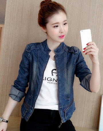 พรีออเดอร์ เสื้อคลุมยีนส์ แขนยาว คอตั้ง แต่งซิปหน้า ยีนส์แฟชั่น ไม่แข็ง ผ้านิ่ม ใส่ทำงานได้ สี ยีนส์เข้ม