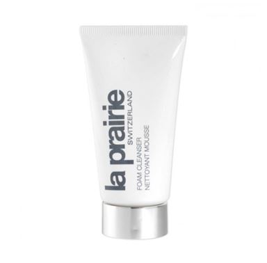 La Prairie Foam Cleanser ขนาดทดลอง 50ml. โฟมล้างสำหรับทุกสภาพผิว มอบฟองเนียน นุ่ม เข้าชะล้างสิ่งสกปรก และ คราบเครื่องสำอางได้อย่างล้ำลึก แต่คงไว้ซึ่งความชุ่มชื่น คืนความสดชื่น ให้ผิวเรียบเนียน สดใส ด้วยส่วนผสมที่สกัดจากธรรมชาติ จึงอ่อนโยนต่อผิว 