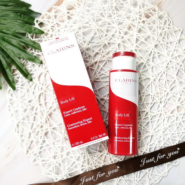 CLARINS Body Lift Contouring Expert 200 ml. ผลิตภัณฑ์กระชับผิวกายสูตรใหม่ล่าสุดที่ปรับปรุงมาจากตัวดังตัวเก่าเลยค่า สามารถตรงเข้าจัดการปัญหาเซลลูไลท์และไขมันส่วนเกินสำหรับเรือนร่าง เพื่อให้คุณมีเรือนร่างที่ฟิตแอนด์เฟิร์ม ได้สัดส่วนโค้งเว้าอย่างที