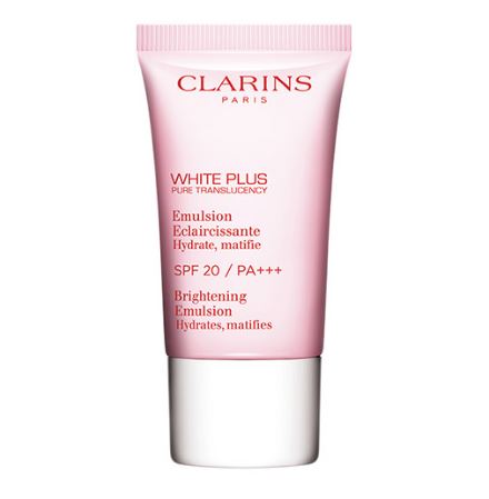 CLARINS White Plus Pure Translucency Brightening Hydrating Emulsion SPF 20/PA+++ ขนาดทดลอง 15ml. อิมัลชั่นบำรุงผิวหน้าผสมสารป้องกันแดด ช่วยทำให้ผิวนุ่มชุ่มชื้นกระจ่างใส เหมาะสำหรับผู้มีผิวธรรมดา ผิวแห้ง และผิวผสม เนื้อน้ำนมสัมผัสครีม บางเบาซึมซา