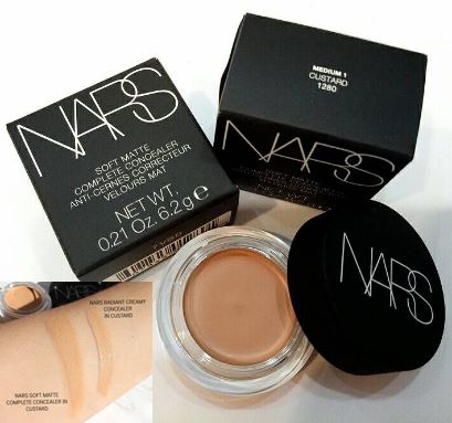 NARS Soft Matte Complete Concealer 6.2 g. คอนซิลเลอร์เนื้อแมท ปกปิดระดับสูง แนบเนียนดูเป็นธรรมชาติ สูตรปราศจากน้ำมัน ช่วยปกปิดได้ดีโดยไม่เป็นคราบ ไม่เหนอะหนะผิว ด้วยเทคโนโลยี Optimal Diffusion Powder ที่จะทำงานเหมือนเม็ดแป้งช่วยกระจายแสงและปิด