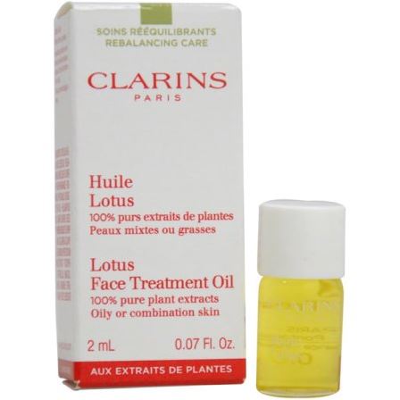 Clarins Lotus Face Treatment Oil ขนาดทดลอง 2ml. ทรีทเมนท์ออยล์ที่ฟื้นสภาพผิวตามธรรมชาติสำหรับผิวผสมหรือผิวมัน ช่วยกระชับรูขุมขน ให้ผิวหมดจด สดชื่น ร่วมกับน้ำมันจาก Hazelnut เติมและเก็บกักความชุ่มชื้นไว้ในผิว ปลอบประโลมและปกป้องการเกิดริ้วรอย