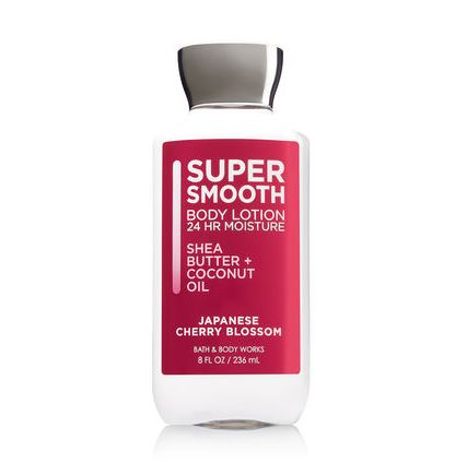 Bath & Body Works Super Smooth Japanese Cherry Blossom Shea Butter & Coconut Oil Body Lotion 236 ml. โลชั่นบำรุงผิวสูตรใหม่ เพื่อผิวเนียนนุ่มเป็นพิเศษเพิ่มสารสกัดน้ำมันมะพร้าว ช่วยให้ผิวเนียนเรียบ ชุ่มชื่น นุ่มอิ่มฟูน่าสัมผัส พร้อมให้ก
