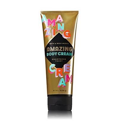 Bath & Body Works Champagne Toast Amazing Body Cream 226 g. ครีมบำรุงผิวสุดพิเศษ ที่ช่วยเพิ่มความสวยให้กับผิว ซึมซาบและตรงเข้าบำรุงผิวได้อย่างรวดเร็ว คงความชุ่มชื่นยาวนานตลอดทั้งวัน 24 ชั่วโมง และให้กลิ่นหอมหวานสดชื่นเหมือนดื่มดำแชมเปญพร้อ