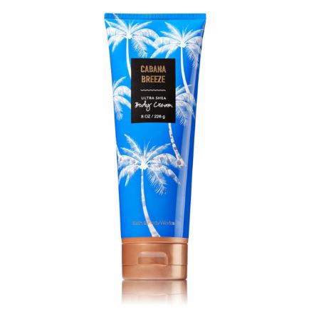 Bath & Body Works Cabana Breeze Ultra Shea Body Cream 226 g. ครีมบำรุงผิวสุดเข้มข้น มีกลิ่นหอมติดทนนาน ด้วยกลิ่นหอมคล้ายกลิ่นซันแทนทาผิว เป็นกลิ่นที่ผสมผสานระหว่างความสดชื่นของกลิ่นไอทะเลบริสุทธิ์ มะเฟืองผลไม้เขตร้อน และกลิ่นหอมนุ่มๆของครี