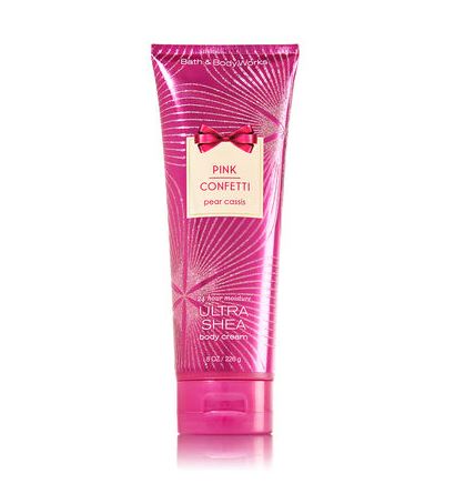 Bath & Body Works Pink Confetti Pear Cassis Ultra Shea Body Cream 226 g. ครีมบำรุงผิวสุดเข้มข้น มีกลิ่นหอมติดทนนาน ด้วยกลิ่นหอมโทนผลไม้ฟรุ๊ตตี้น่ารักของราสเบอร์รี่สีแดงสด และกลิ่นหอมหวานของแพร์ ผสมกับกลิ่นดอกมะลิหอมอ่อนๆ