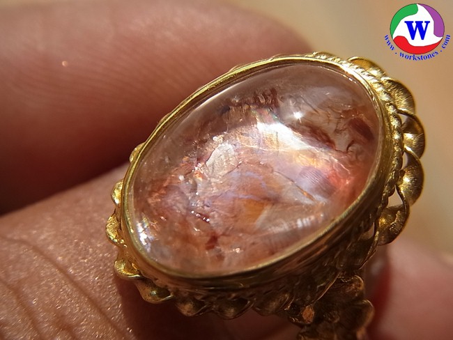 แหวนทองเหลืองหญิง เบอร์ 57 แก้วโป่งข่ามนำโชคชนิดแก้วกาบสีแดง มีสตาร์แววรุ้งสะท้อนแสงแวววาวสวยมาก