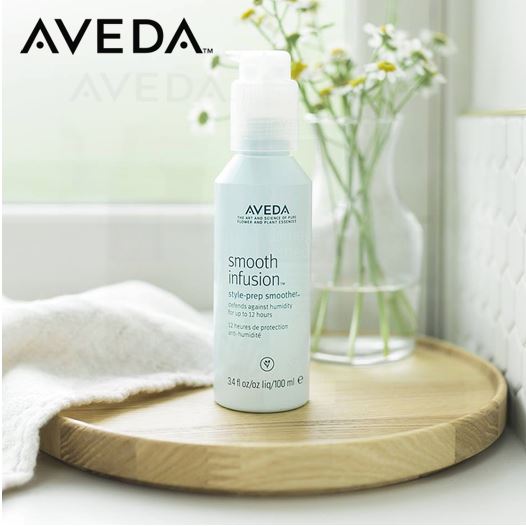 **พร้อมส่ง**Aveda Smooth Infusion Style-Prep Smoother 100 ml. ทรีทเม้นท์ที่ให้คุณจัดทรงผมได้ง่ายและรวดเร็วได้ในทุกๆ วัน เข้าบำรุงผมให้เรียบเนียน เส้นผมแข็งแรง พร้อมลดปัญหาผมชี้ฟูช่วยปกป้องความชื้นของเส้นผมและรังสีจากแสงแดดได้ยาวนานตลอดวัน และช่วยปกป้องควา