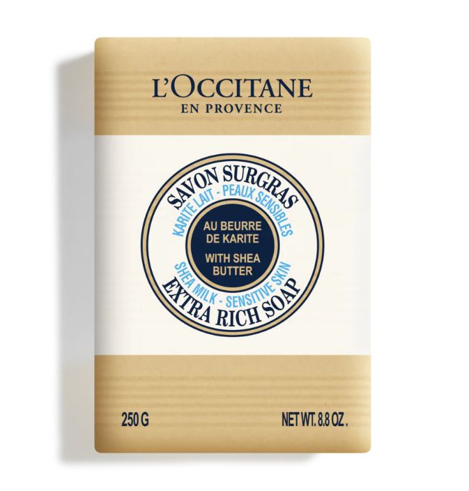 L'OCCITANE Shea Milk Sensitive Skin Extra Rich Soap 250g. สบู่อาบน้ำผิวกายที่มีส่วนผสมทั้งหมดจากธรรมชาติ และอุดมไปด้วยเชีย บัตเตอร์ สามารถใช้ได้ทั้งเด็กและผู้ใหญ่ ทำให้ผิวเนียนนุ่ม ชุ่มชื่น ไม่แห้งกร้าน สัมผัสได้ถึงผิวที่สะอาดหมดจด สดชื่น สดใส เปล่งป